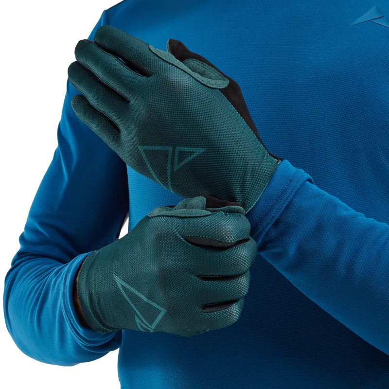 Altura Kielder Trail Gloves in Green